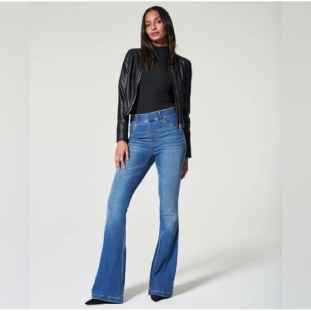Spanx Flare Jeans Vintage Indigo High Rise Pull On Stretch Denim 20456R